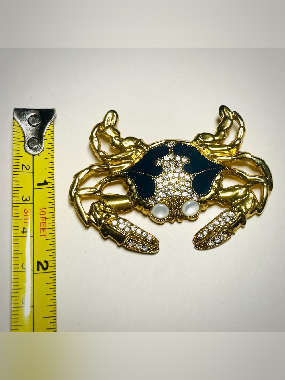 Vintage Estate Crab Brooch | Gold Plated, Pave Rhinestones, Mother of Pearl Eyes - Picture 9 of 9